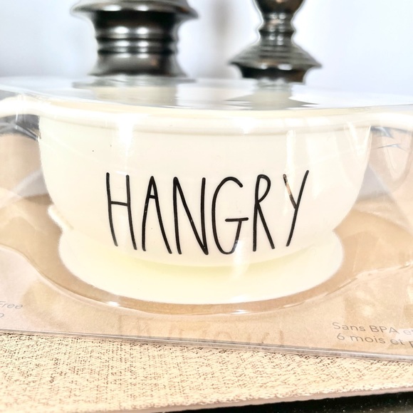 🆕Rae Dunn HANGRY Baby Feeding Silicone Suction Bowl - Picture 9 of 9